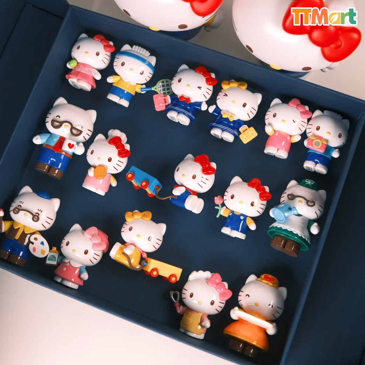 HK Little Family Series Figure Blind Box